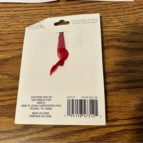 2021 Ornament Picture Frame | Round Silver Frame with Holly Red Ribbon x3 - Picture 5 of 5